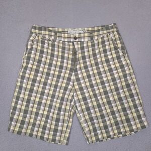 Company 81 C81 Classic Shorts Mens 38 Green Plaid‎ Cotton Casual Chino